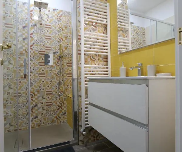 Ex Centro לינה וארוחת בוקר