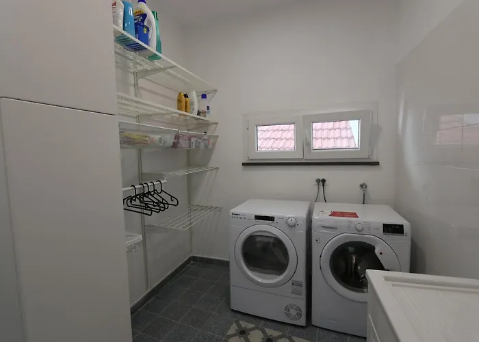 לינה וארוחת בוקר Ex Centro